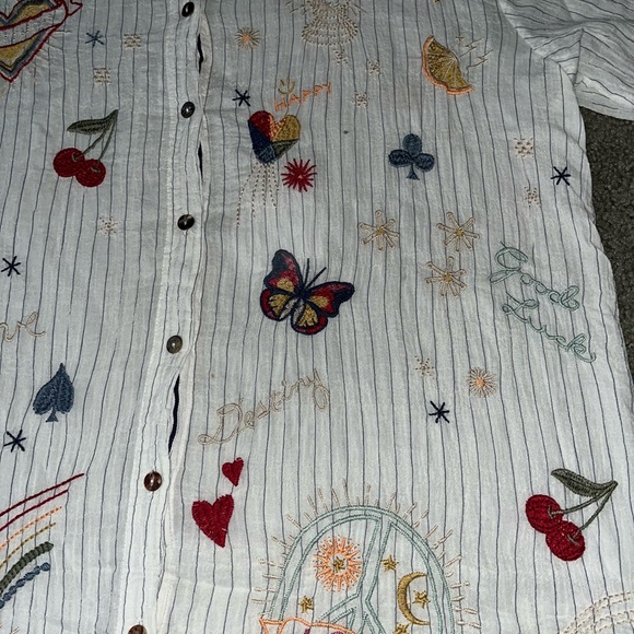 Johnny Was White Button Down Shirt with Multicolor Embroidery - Picture 3 of 8